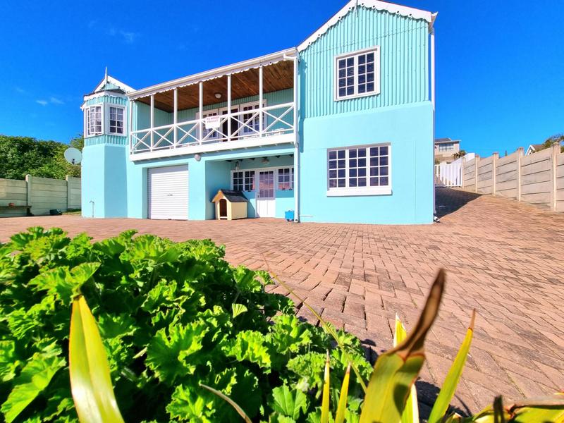 4 Bedroom Property for Sale in Aston Bay Eastern Cape